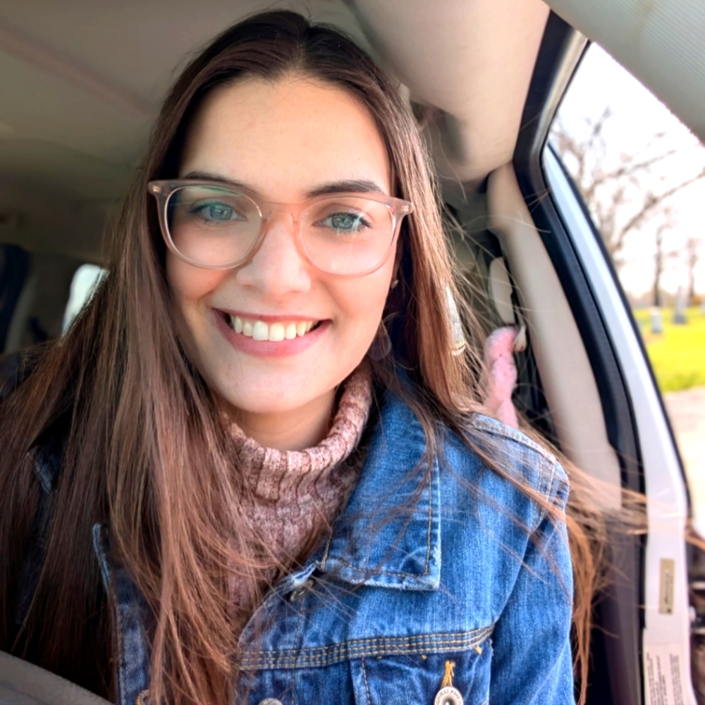 Meet your Posher, Crystal